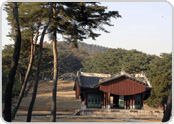 Taeneung and Gangneung - Historic Site No. 201